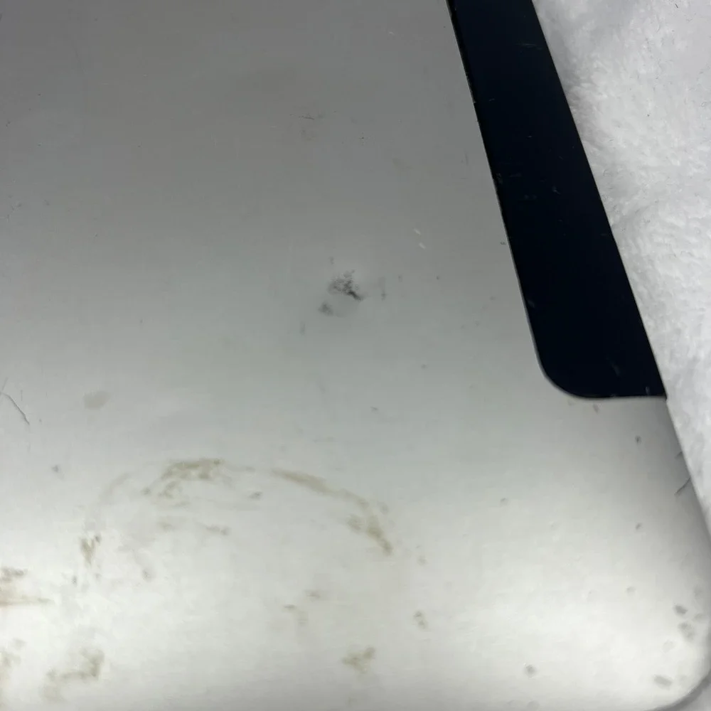 Apple iPad 1st Gen Tablet 32GB Silver Fair Broken For Parts A1337 WiFi 3G Tech